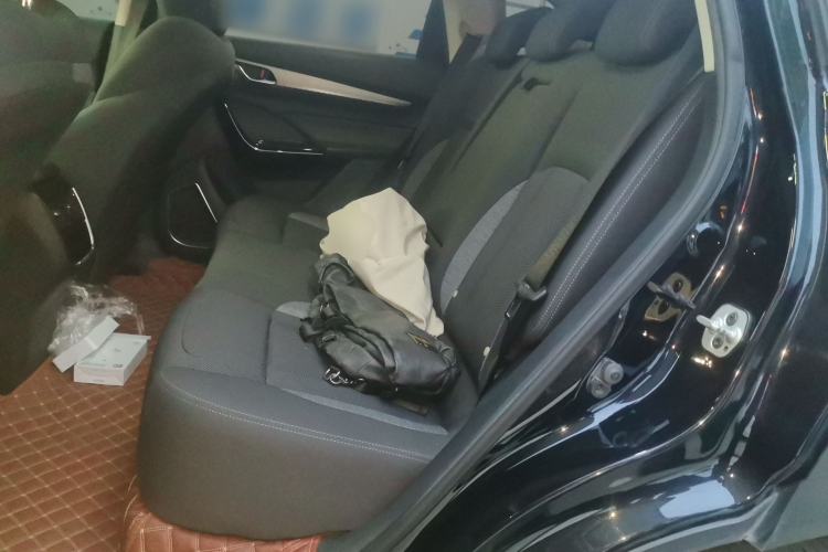 Used Dongfeng Aeolus AX7 2020 1.6T Automatic AI Pioneer Model China VI Standard Left Rear Seat
