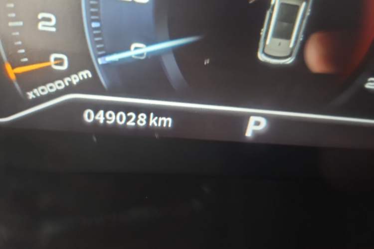 Used Dongfeng Aeolus AX7 2020 1.6T Automatic AI Pioneer Model China VI Standard Odometer Close Up