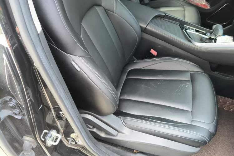 Used Dongfeng Aeolus AX7 2020 1.6T Automatic AI Pioneer Model China V Standard Right Front Seat
