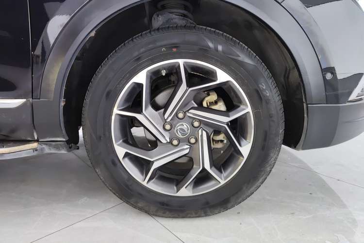 Used Dongfeng Aeolus AX7 2020 1.6T Automatic AI Flagship Version China VI Standard Right Front Wheel Hub