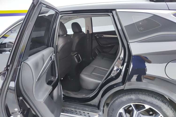 Used Dongfeng Aeolus AX7 2020 1.6T Automatic AI Flagship Version China VI Standard Right Rear Seat