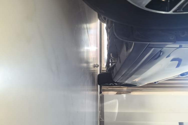 Used Dongfeng Aeolus AX7 2020 1.6T Automatic AI Flagship Version China VI Standard Right Side Sill