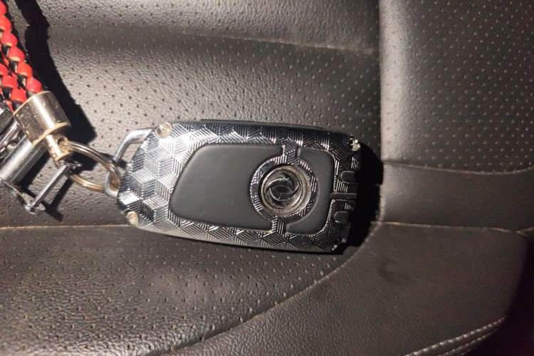 Used Dongfeng Aeolus AX7 2020 1.6T Automatic AI Flagship Version China VI Standard Vehicle Key