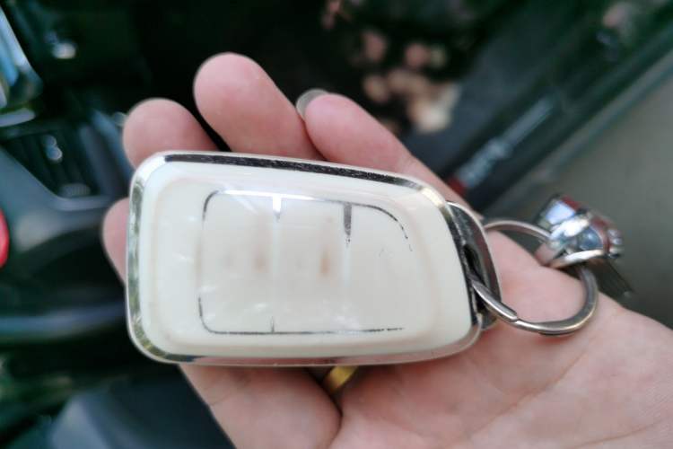 Used Dongfeng Aeolus AX7 2020 1.6T Automatic AI Navigation Model China VI Standard Vehicle Key