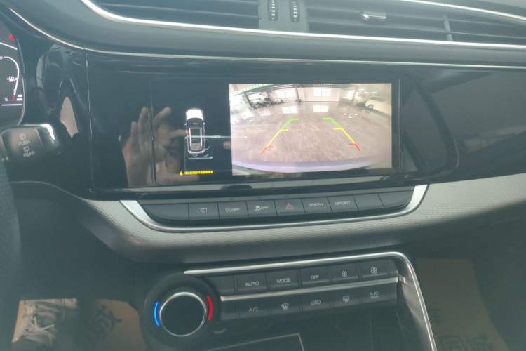 Used Dongfeng Aeolus AX7 2020 1.6T Automatic AI Navigation Model China VI Standard Audio And AC Panel