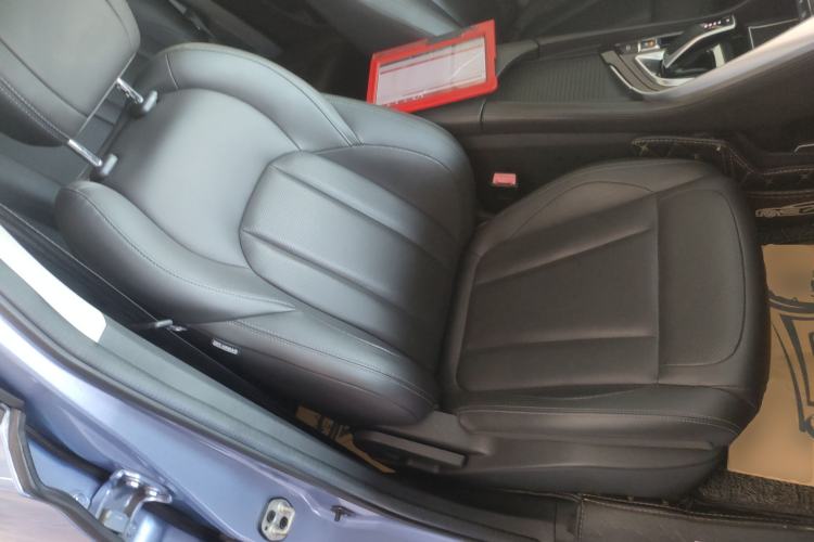 Used Dongfeng Aeolus AX7 2020 1.6T Automatic AI Navigation Model China VI Standard Right Front Seat