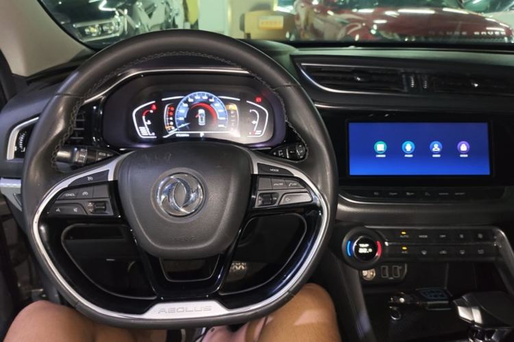 Used Dongfeng Aeolus AX7 2020 1.6T Automatic AI Pioneer Model China VI Standard Center Console