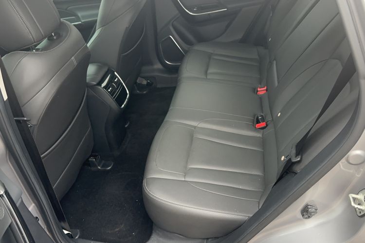 Used Dongfeng Aeolus AX7 2020 1.6T Automatic AI Navigation Model China VI Standard Interior 1