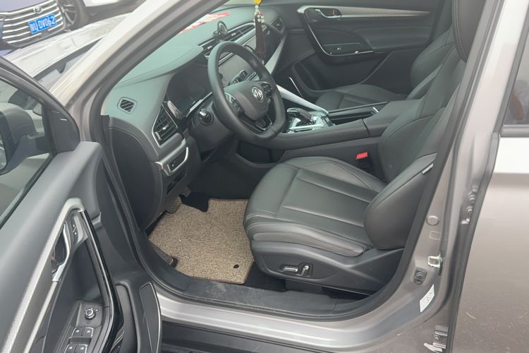 Used Dongfeng Aeolus AX7 2020 1.6T Automatic AI Navigation Model China VI Standard Interior 3