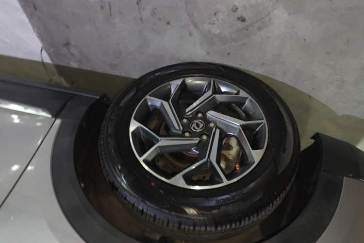 Used Dongfeng Aeolus AX7 2020 1.6T Automatic AI Pioneer Model China VI Standard Left Front Wheel Hub