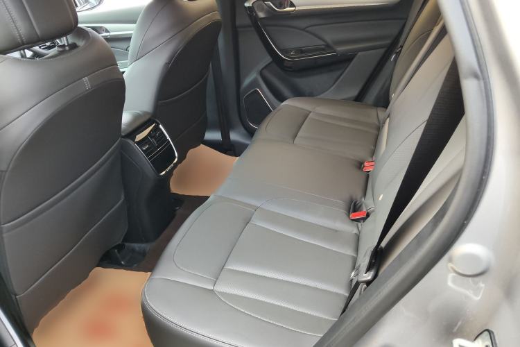 Used Dongfeng Aeolus AX7 2020 1.6T Automatic AI Navigation Model China VI Standard Left Rear Seat