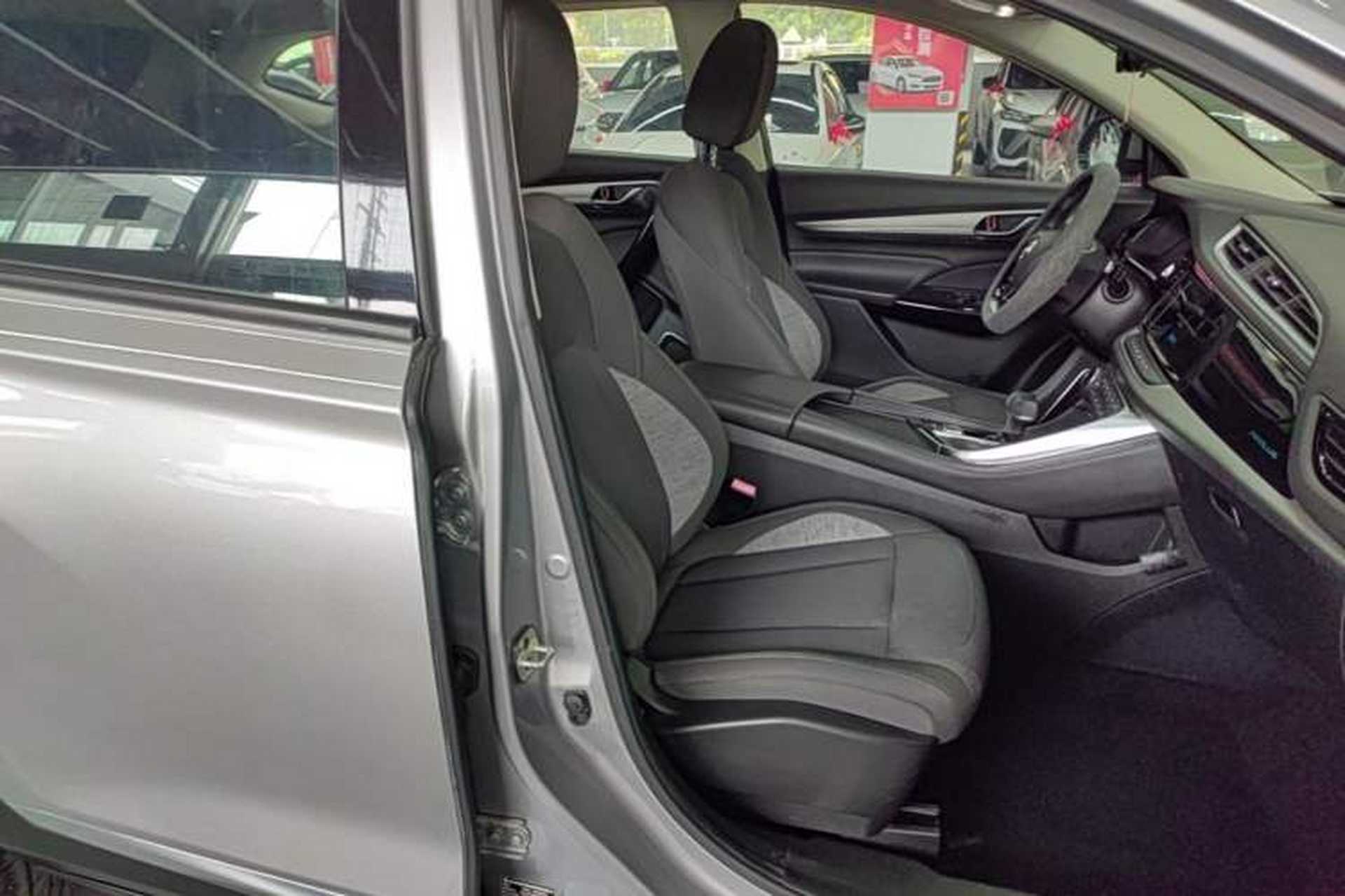 Used Dongfeng Aeolus AX7 2020 1.6T Automatic AI Pioneer Model China VI Standard Right Front Seat