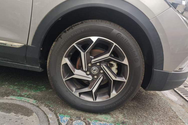 Used Dongfeng Aeolus AX7 2020 1.6T Automatic AI Navigation Model China VI Standard Right Front Wheel Hub