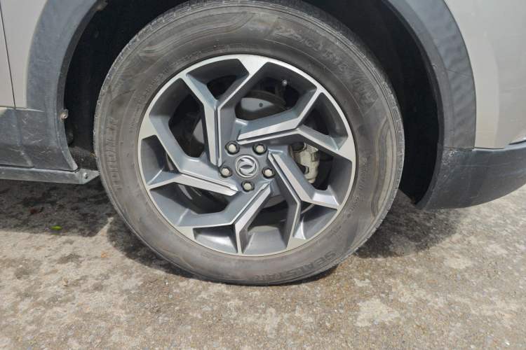 Used Dongfeng Aeolus AX7 2020 1.6T Automatic AI Navigation Model China VI Standard Right Front Wheel Hub