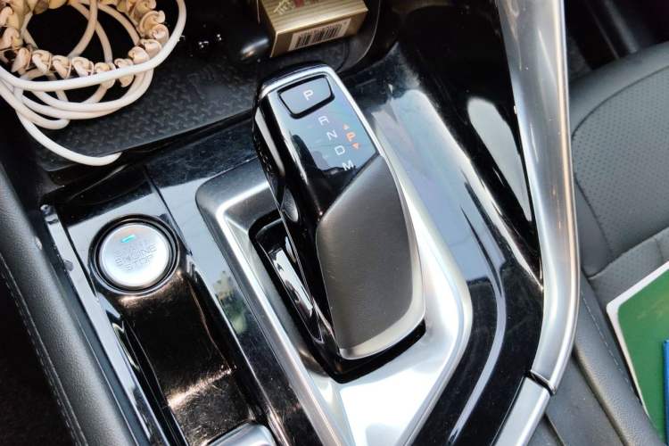 Used Dongfeng Aeolus AX7 2020 1.6T Automatic AI Flagship Version China VI Standard Gear Lever