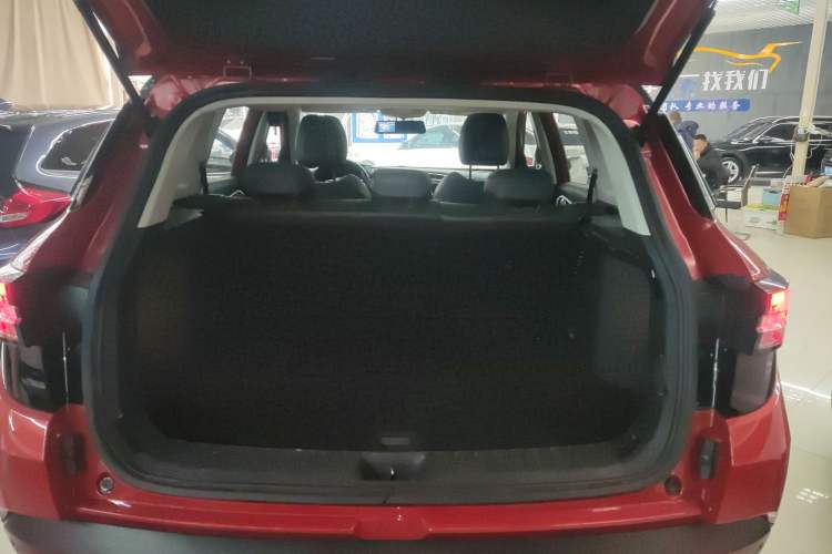 Used Dongfeng Aeolus AX7 2020 1.6T Automatic AI Navigation Model China VI Standard Trunk