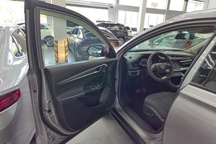 Used Dongfeng Aeolus AX7 2020 1.6T Automatic AI Pioneer Model China VI Standard Driver Seat