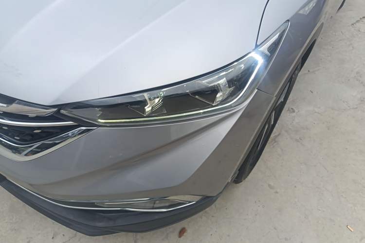 Used Dongfeng Aeolus AX7 2020 1.6T Automatic AI Navigation Model China VI Standard Left Front Headlight