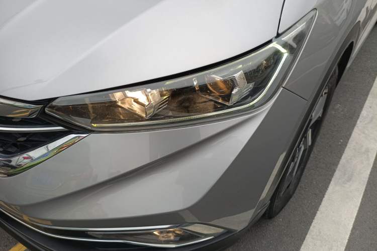 Used Dongfeng Aeolus AX7 2020 1.6T Automatic AI Navigation Model China VI Standard Left Front Headlight