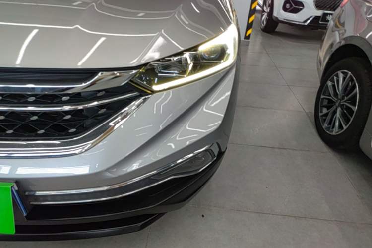 Used Dongfeng Aeolus AX7 2020 1.6T Automatic AI Pioneer Model China VI Standard Left Front Headlight
