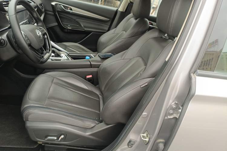 Used Dongfeng Aeolus AX7 2020 1.6T Automatic AI Navigation Model China VI Standard Left Front Seat