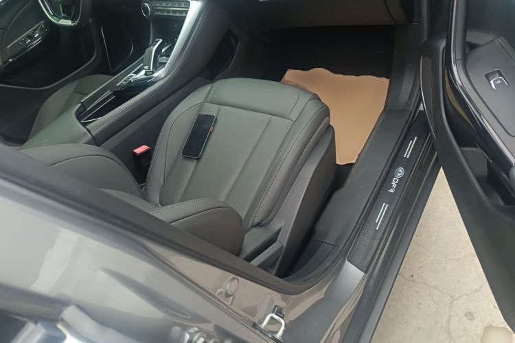 Used Dongfeng Aeolus AX7 2020 1.6T Automatic AI Navigation Model China VI Standard Right Front Seat