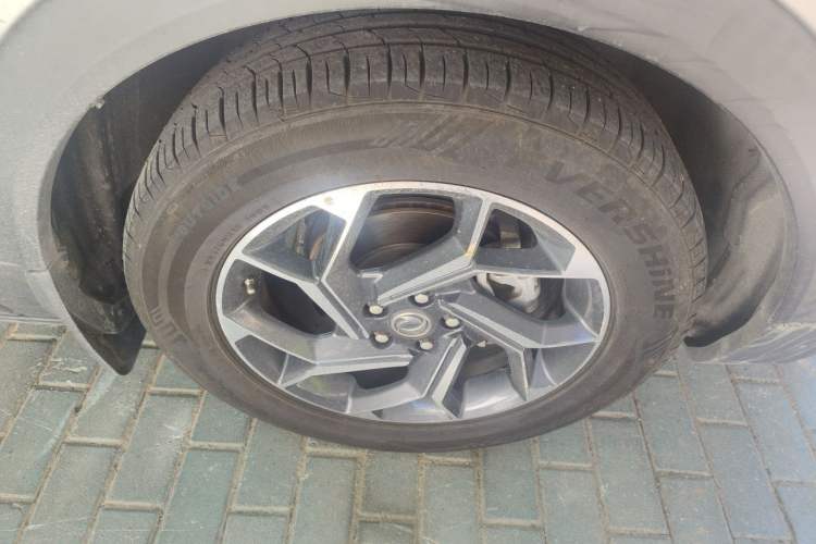 Used Dongfeng Aeolus AX7 2020 1.6T Automatic AI Navigation Model China VI Standard Right Front Wheel Hub