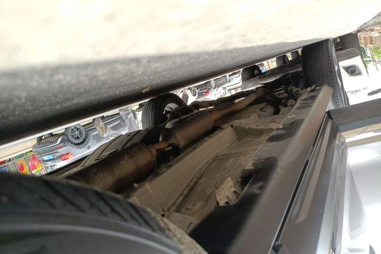 Used Dongfeng Aeolus AX7 2020 1.6T Automatic AI Navigation Model China VI Standard Right Side Sill