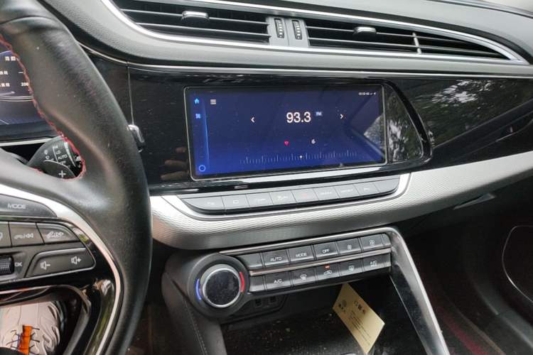 Used Dongfeng Aeolus AX7 2020 1.6T Automatic AI Flagship Version China VI Standard Audio And AC Panel