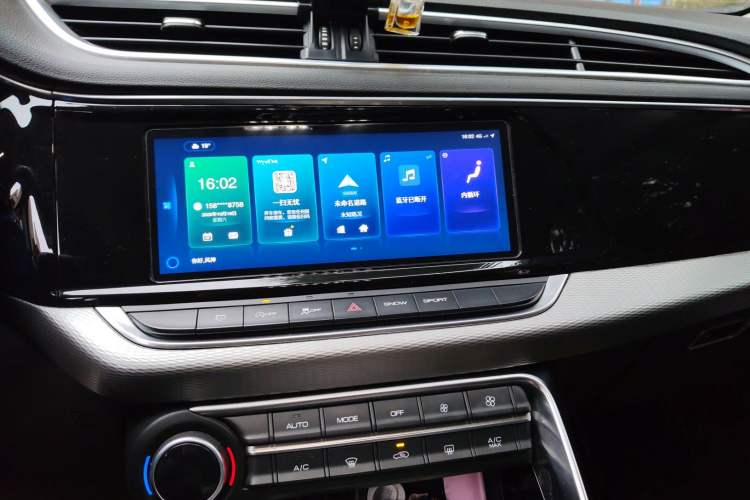 Used Dongfeng Aeolus AX7 2020 1.6T Automatic AI Navigation Model China VI Standard Audio And AC Panel