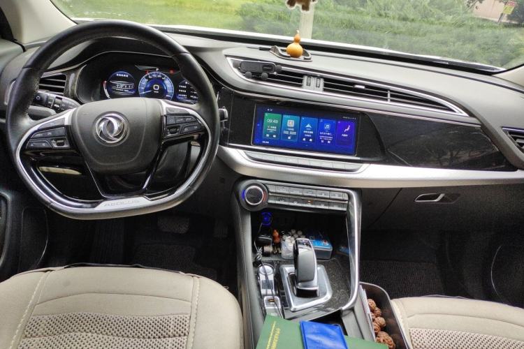 Used Dongfeng Aeolus AX7 2020 1.6T Automatic AI Navigation Model China VI Standard Center Console
