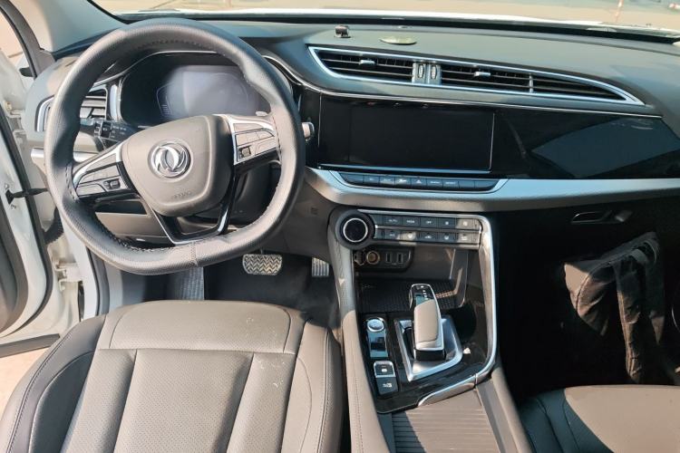 Used Dongfeng Aeolus AX7 2020 1.6T Automatic AI Navigation Model China VI Standard Center Console