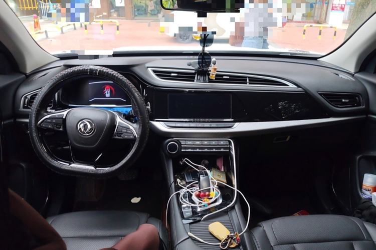 Used Dongfeng Aeolus AX7 2020 1.6T Automatic AI Navigation Model China VI Standard Center Console