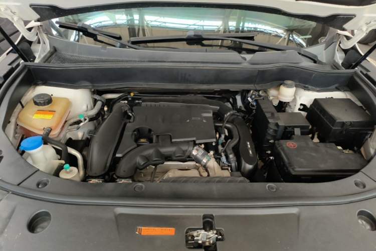 Used Dongfeng Aeolus AX7 2020 1.6T Automatic AI Pioneer Model China V Standard Engine Bay