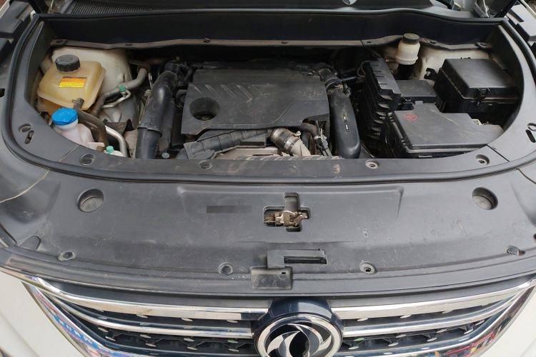 Used Dongfeng Aeolus AX7 2020 1.6T Automatic AI Navigation Model China VI Standard Engine Bay