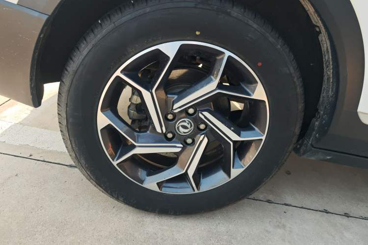 Used Dongfeng Aeolus AX7 2020 1.6T Automatic AI Navigation Model China VI Standard Exterior 5