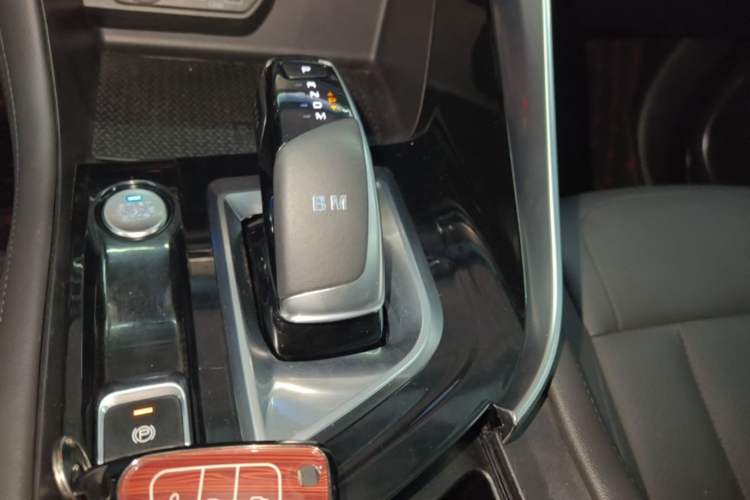 Used Dongfeng Aeolus AX7 2020 1.6T Automatic AI Flagship Version China VI Standard Gear Lever