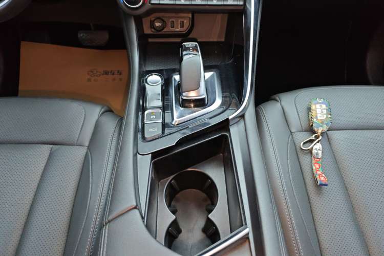 Used Dongfeng Aeolus AX7 2020 1.6T Automatic AI Flagship Version China VI Standard Gear Lever