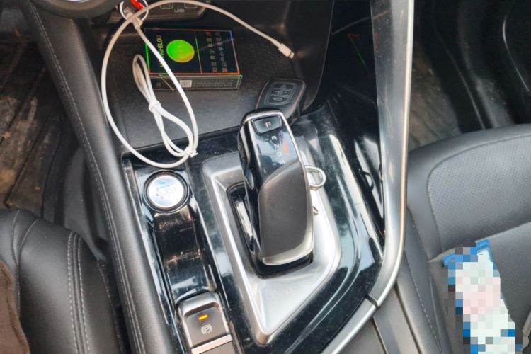 Used Dongfeng Aeolus AX7 2020 1.6T Automatic AI Navigation Model China VI Standard Gear Lever