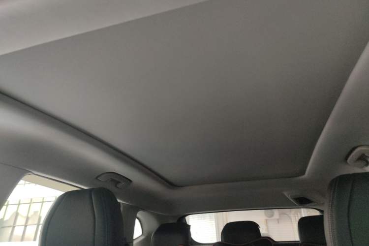 Used Dongfeng Aeolus AX7 2020 1.6T Automatic AI Navigation Model China VI Standard Headliner