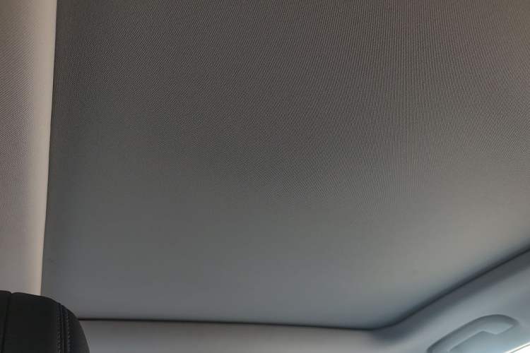 Used Dongfeng Aeolus AX7 2020 1.6T Automatic AI Navigation Model China VI Standard Headliner
