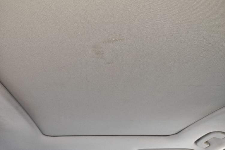 Used Dongfeng Aeolus AX7 2020 1.6T Automatic AI Navigation Model China VI Standard Headliner