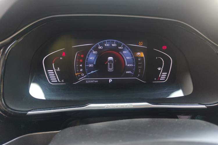Used Dongfeng Aeolus AX7 2020 1.6T Automatic AI Navigation Model China VI Standard Instrument Cluster