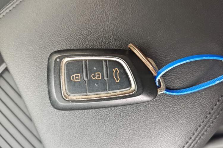 Used Dongfeng Aeolus AX7 2020 1.6T Automatic AI Pioneer Model China VI Standard Interior 1