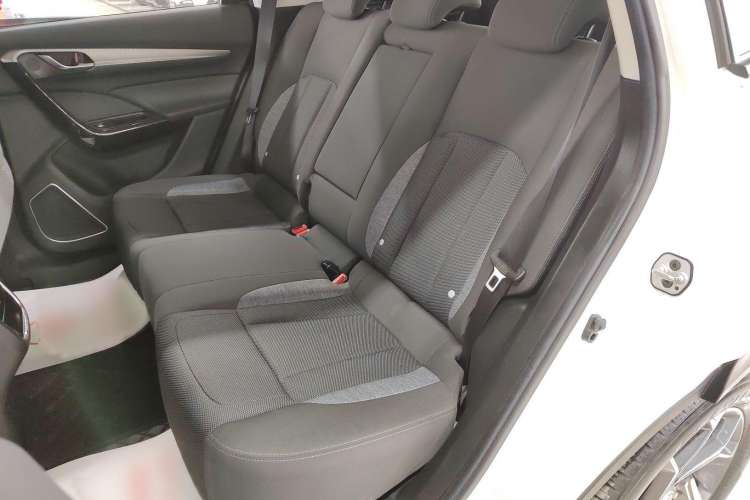 Used Dongfeng Aeolus AX7 2020 1.6T Automatic AI Pioneer Model China VI Standard Interior 1