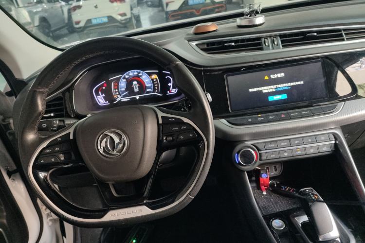 Used Dongfeng Aeolus AX7 2020 1.6T Automatic AI Navigation Model China VI Standard Interior 2