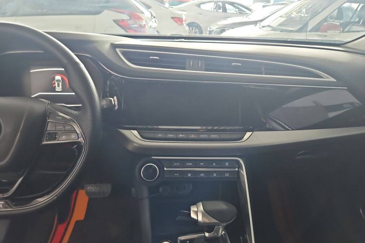Used Dongfeng Aeolus AX7 2020 1.6T Automatic AI Pioneer Model China VI Standard Interior 7