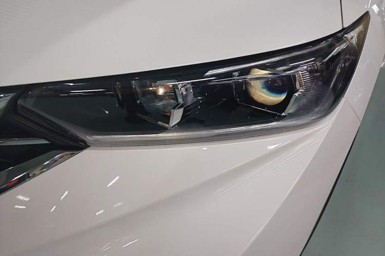 Used Dongfeng Aeolus AX7 2020 1.6T Automatic AI Pioneer Model China VI Standard Left Front Headlight
