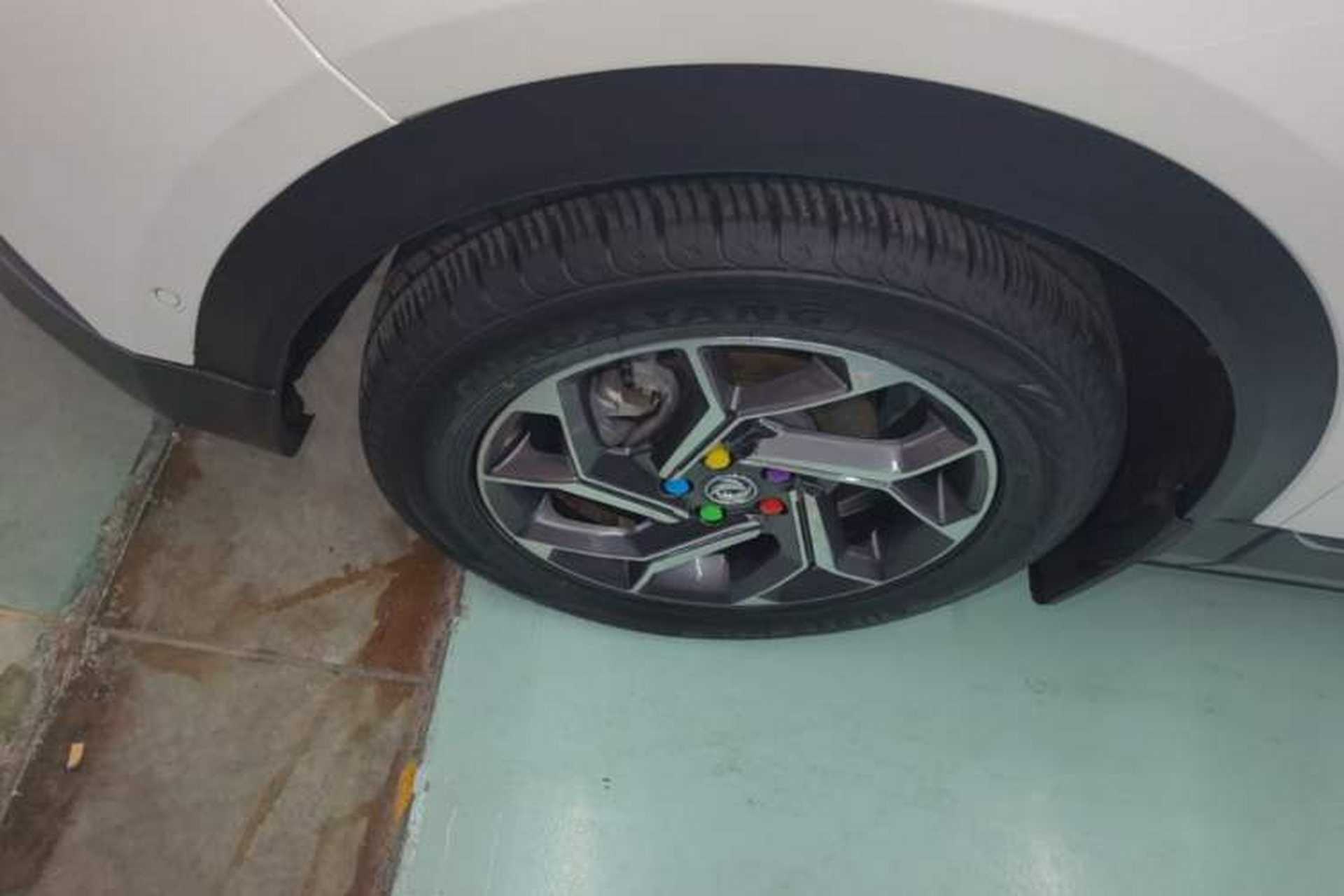 Used Dongfeng Aeolus AX7 2020 1.6T Automatic AI Flagship Version China VI Standard Left Front Wheel Hub