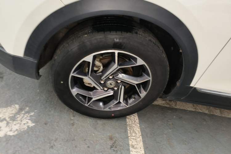 Used Dongfeng Aeolus AX7 2020 1.6T Automatic AI Pioneer Model China V Standard Left Front Wheel Hub